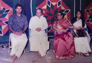 எம். என். நம்பியார் மனைவி ருக்மணி நம்பியார் மற்றும் பேரன் தீபக் ஆகியோருடன் | சிறப்பு ஏற்பாட்டின் மூலம்