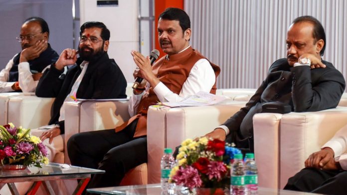 மகாராஷ்டிர முதல்வர் தேவேந்திர ஃபட்னாவிஸ் துணை முதல்வர்கள் ஏக்நாத் ஷிண்டே மற்றும் அஜித் பவார் ஆகியோருடன் இருக்கும் கோப்பு புகைப்படம் | புகைப்படம்: ANI