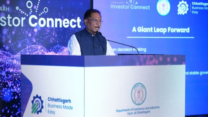பெங்களூருவில் நடைபெற்ற முதலீட்டாளர்கள் இணைப்பு சந்திப்பின் கர்நாடக பதிப்பில் சத்தீஸ்கர் முதல்வர் விஷ்ணு தியோ சாய் பேசுகிறார் | X, @vishnudsai