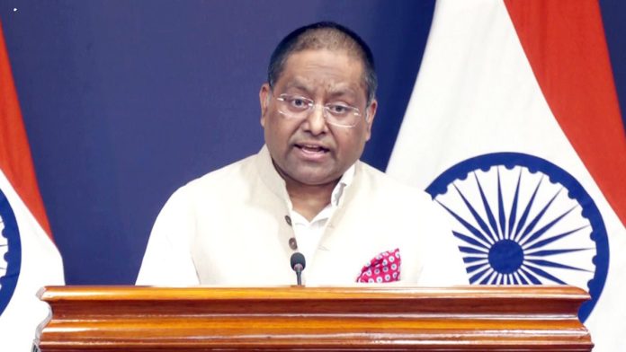 வெளியுறவு அமைச்சகத்தின் (MEA) செய்தித் தொடர்பாளர் ரந்தீர் ஜெய்ஸ்வால் வியாழக்கிழமை புதுதில்லியில் செய்தியாளர் சந்திப்பில் உரையாற்றினார் | ANI