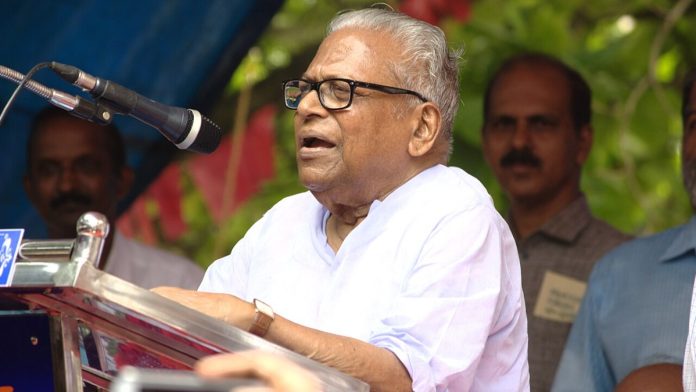 வி.எஸ்.அச்சுதானந்தனின் கோப்பு புகைப்படம் | விக்கிமீடியா காமன்ஸ்