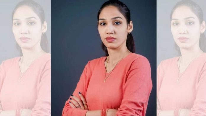 பத்திரிகையாளர் சினேகா பார்வேயின் கோப்பு புகைப்படம் | Facebook