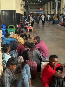 திருப்பூரில் தங்கள் வாழ்க்கையை கட்டியெழுப்ப வேண்டும் என்ற கனவு ஒரு தடையை சந்தித்துள்ளது | புகைப்படம்: பிரபாகர் தமிழரசு