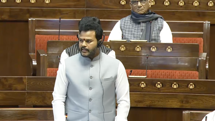 2025 குளிர்கால கூட்டத்தொடரின் ஆறாவது நாளில் மாநிலங்களவையில் மத்திய சிவில் விமானப் போக்குவரத்து அமைச்சர் கிஞ்சரபு ராம் மோகன் நாயுடு பேசுகிறார் | திரைக்காட்சி | சன்சத் டிவி