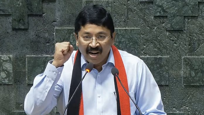 திமுக எம்.பி. தயாநிதி மாறன் செவ்வாய்க்கிழமை அன்று சென்னையில் உள்ள காயிதே மில்லத் அரசு மகளிர் கல்லூரியில் மாணவர்களிடையே உரையாற்றியபோது இந்தக் கருத்துக்களைத் தெரிவித்தார். | ஏஎன்ஐ கோப்புப் படம்