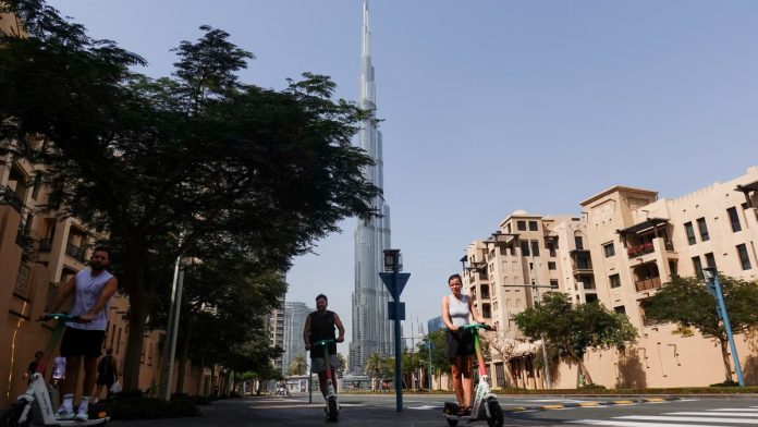 துபாயில் உள்ள புர்ஜ் கலிஃபாவின் கோப்புப் புகைப்படம் | ராய்ட்டர்ஸ்