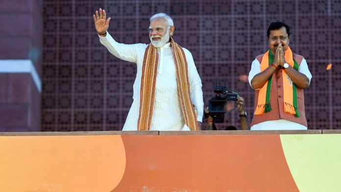 பிரதமர் நரேந்திர மோடி மற்றும் பாஜக தேசியத் தலைவர் நிதின் நபின் ஆகியோரின் கோப்புப் படம் | ANI/அமித்